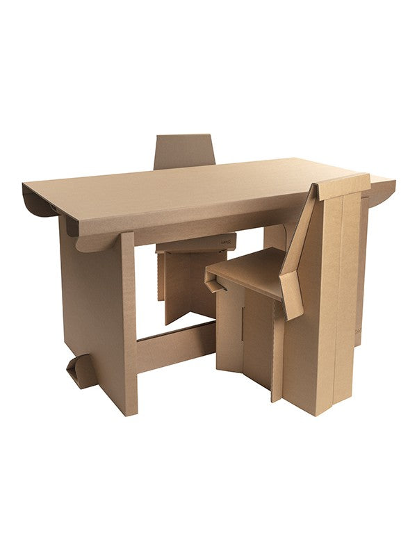 Kartonnen tafel met 2 stoelen